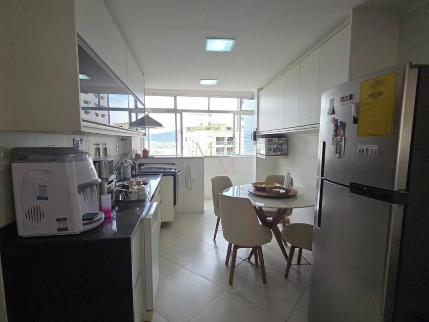 Foto 9 de Apartamento com 3 quartos à venda, 157m2 em Ponta da Praia, Santos - SP