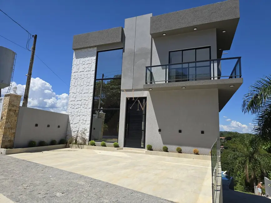 Foto 2 de Chácara com 5 quartos à venda, 320m2 em Igarata - SP