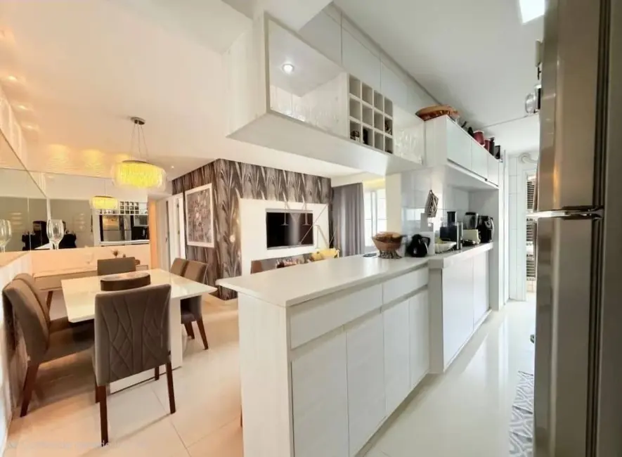 Foto 8 de Apartamento com 3 quartos à venda, 92m2 em Encruzilhada, Santos - SP