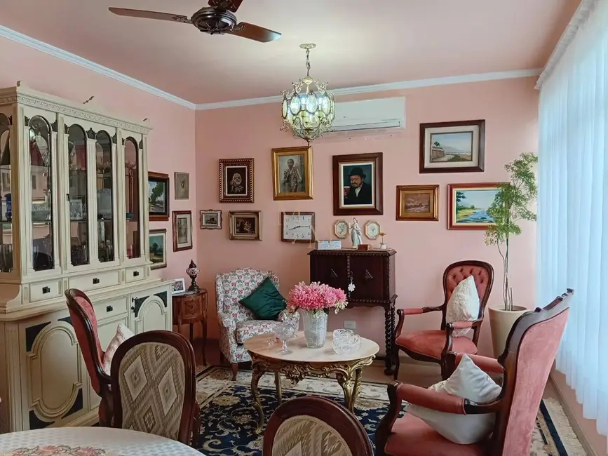 Apartamento com 2 quartos à venda, 119m2 em Gonzaga, Santos - SP - imagem 1 Foto 1 de Apartamento com 2 quartos à venda, 119m2 em Gonzaga, Santos - SP