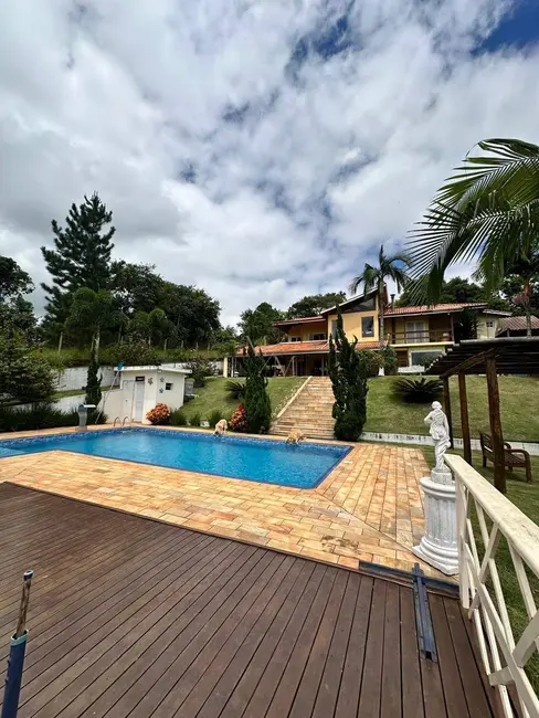 Foto 5 de Chácara com 4 quartos à venda, 500m2 em Igarata - SP