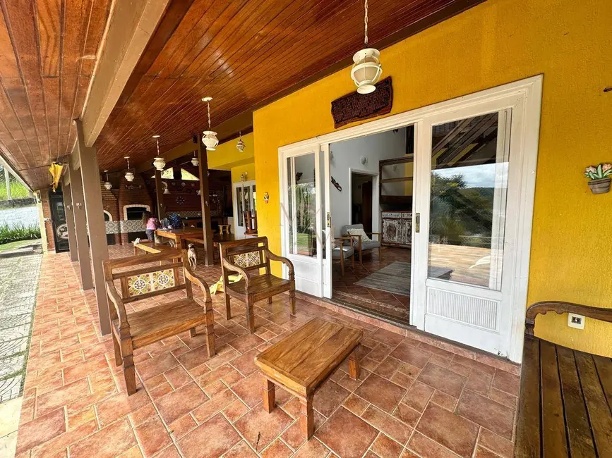 Foto 3 de Chácara com 4 quartos à venda, 500m2 em Igarata - SP