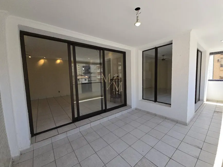 Apartamento com 3 quartos à venda, 230m2 em Embaré, Santos - SP - imagem 8 Foto 8 de Apartamento com 3 quartos à venda, 230m2 em Embaré, Santos - SP