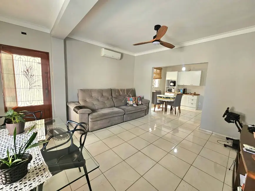 Foto 7 de Casa com 3 quartos à venda, 168m2 em Marapé, Santos - SP