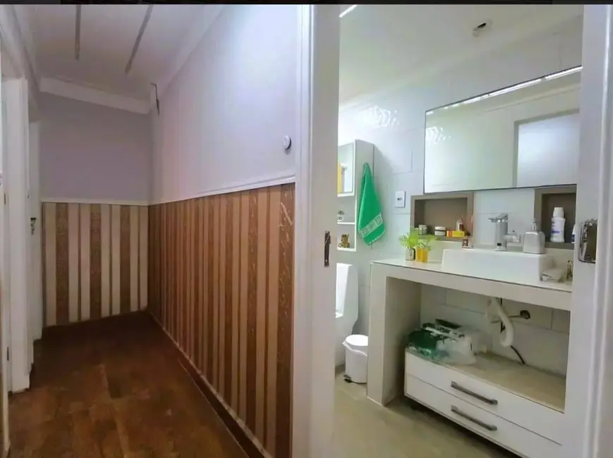 Casa com 3 quartos à venda, 114m2 em Encruzilhada, Santos - SP - imagem 8 Foto 8 de Casa com 3 quartos à venda, 114m2 em Encruzilhada, Santos - SP