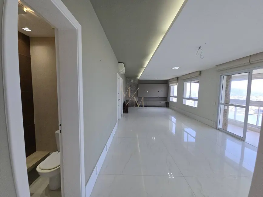 Apartamento com 3 quartos à venda, 189m2 em Ponta da Praia, Santos - SP - imagem 4 Foto 4 de Apartamento com 3 quartos à venda, 189m2 em Ponta da Praia, Santos - SP