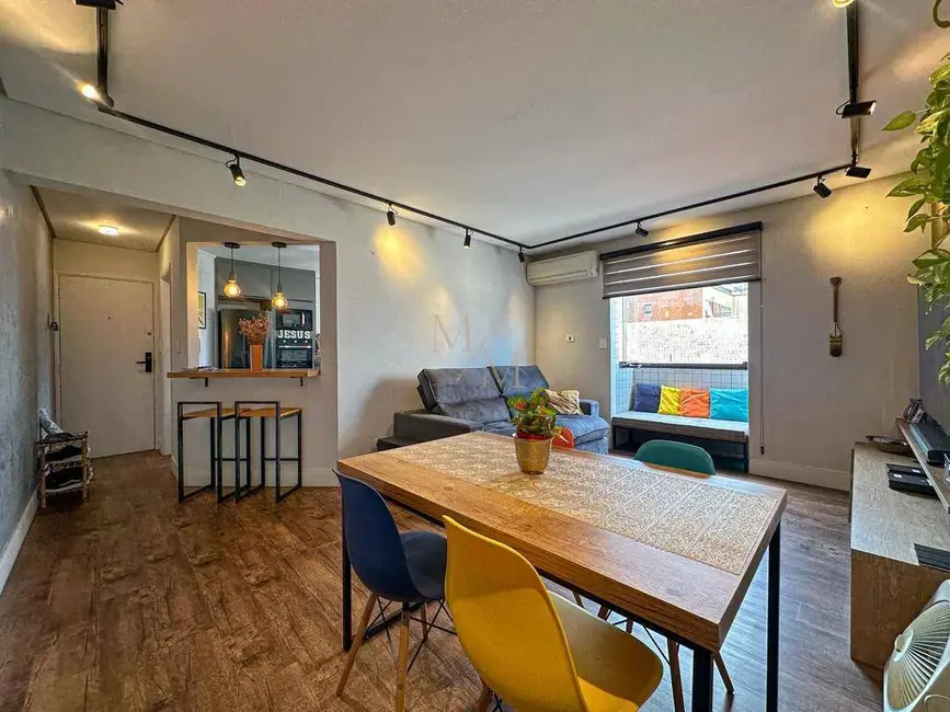 Foto 6 de Apartamento com 2 quartos à venda, 82m2 em Embaré, Santos - SP