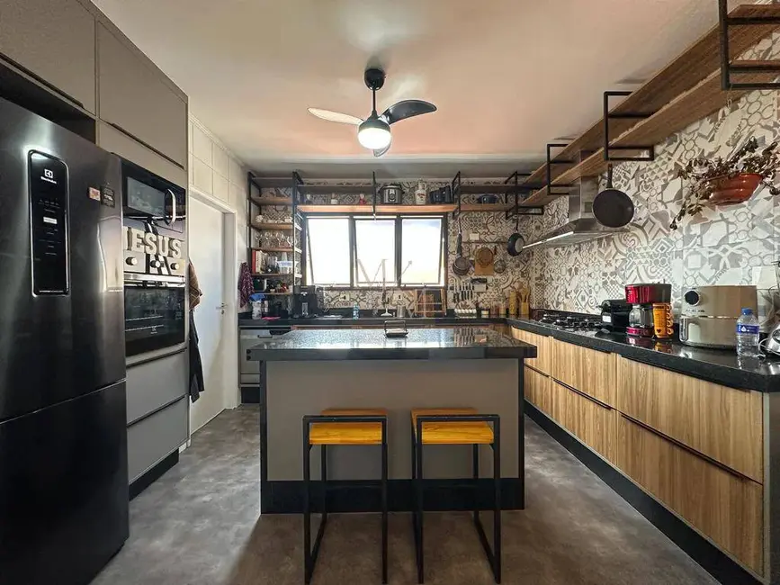 Foto 9 de Apartamento com 2 quartos à venda, 82m2 em Embaré, Santos - SP