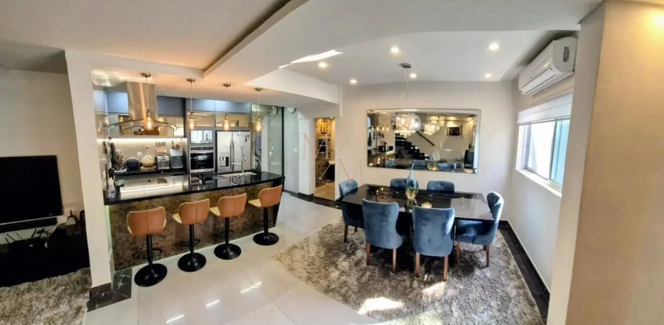 Foto 2 de Casa com 2 quartos à venda, 156m2 em Embaré, Santos - SP