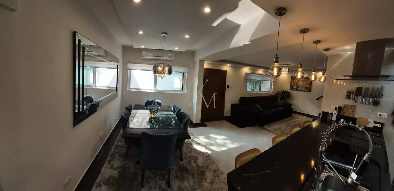 Foto 3 de Casa com 2 quartos à venda, 156m2 em Embaré, Santos - SP