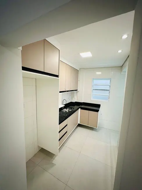 Foto 4 de Apartamento com 2 quartos à venda, 63m2 em Ponta da Praia, Santos - SP