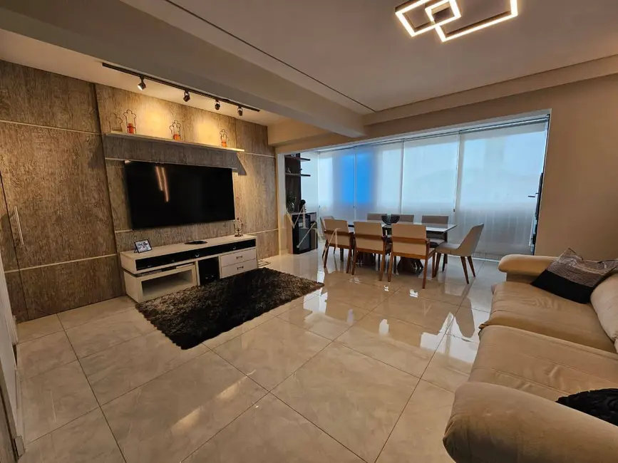 Foto 2 de Apartamento com 3 quartos à venda, 90m2 em Encruzilhada, Santos - SP