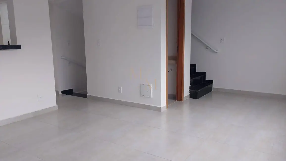 Casa com 3 quartos à venda, 120m2 em Aparecida, Santos - SP - imagem 1 Foto 1 de Casa com 3 quartos à venda, 120m2 em Aparecida, Santos - SP