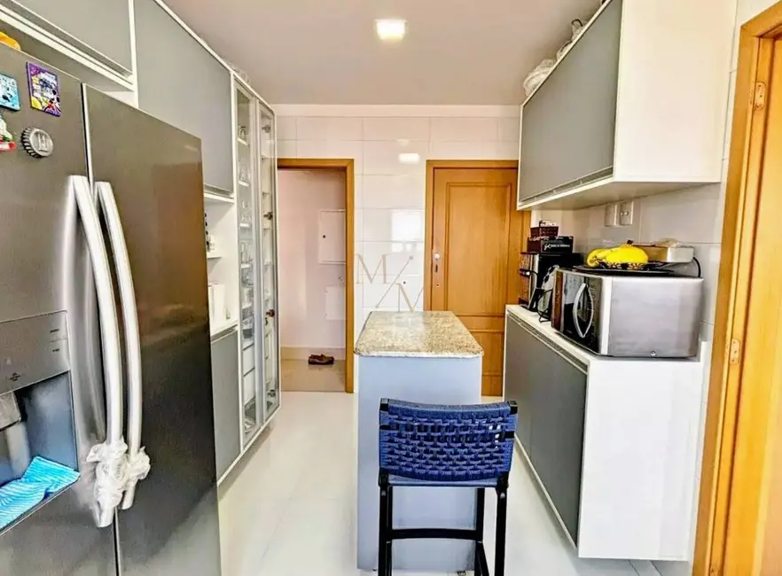 Apartamento com 3 quartos à venda, 130m2 em Gonzaga, Santos - SP - imagem 8 Foto 8 de Apartamento com 3 quartos à venda, 130m2 em Gonzaga, Santos - SP
