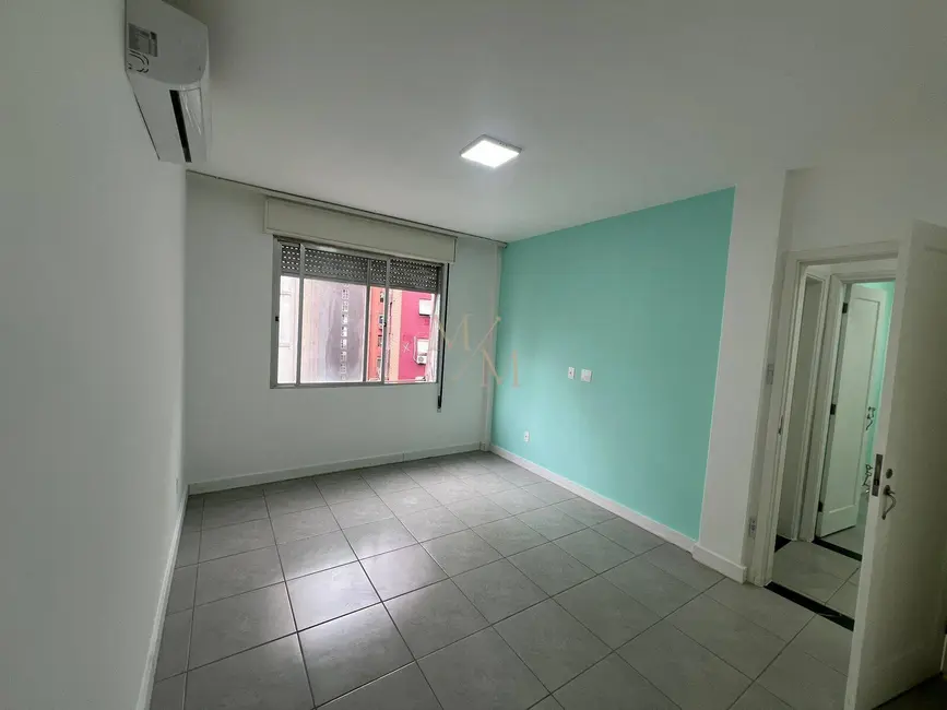 Foto 8 de Apartamento com 2 quartos à venda, 73m2 em José Menino, Santos - SP