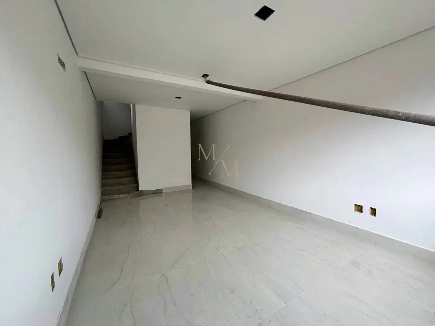Casa com 3 quartos à venda, 130m2 em Ponta da Praia, Santos - SP - imagem 4 Foto 4 de Casa com 3 quartos à venda, 130m2 em Ponta da Praia, Santos - SP