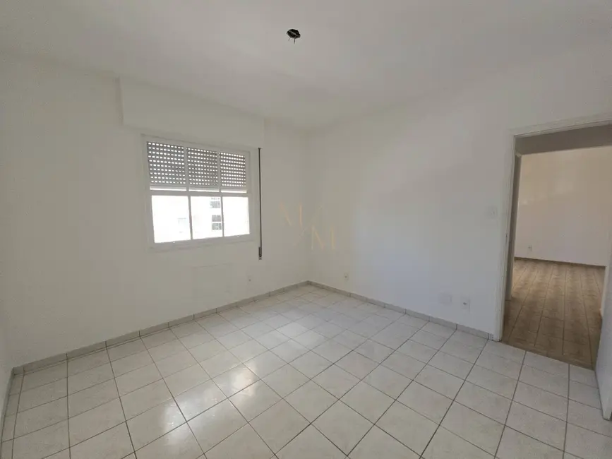 Apartamento com 2 quartos para alugar, 125m2 em Embaré, Santos - SP - imagem 8 Foto 8 de Apartamento com 2 quartos para alugar, 125m2 em Embaré, Santos - SP
