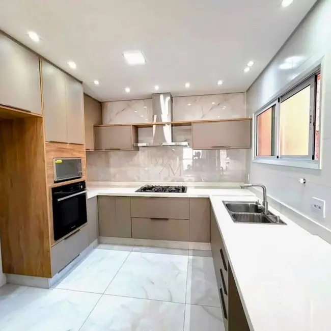 Casa com 2 quartos à venda, 101m2 em Marapé, Santos - SP - imagem 9 Foto 9 de Casa com 2 quartos à venda, 101m2 em Marapé, Santos - SP
