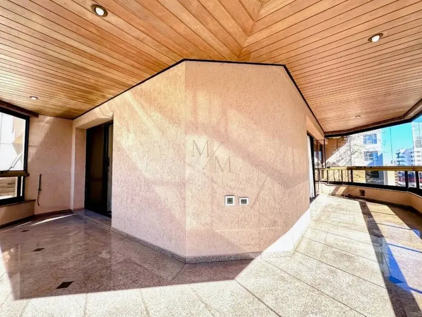 Foto 2 de Apartamento com 4 quartos à venda, 338m2 em Centro, Londrina - PR