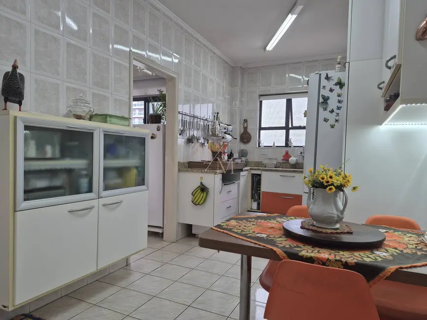 Apartamento com 3 quartos à venda, 130m2 em Embaré, Santos - SP - imagem 8 Foto 8 de Apartamento com 3 quartos à venda, 130m2 em Embaré, Santos - SP