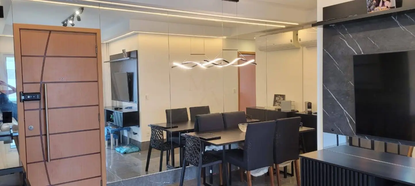 Foto 1 de Apartamento com 2 quartos à venda, 74m2 em Gonzaga, Santos - SP
