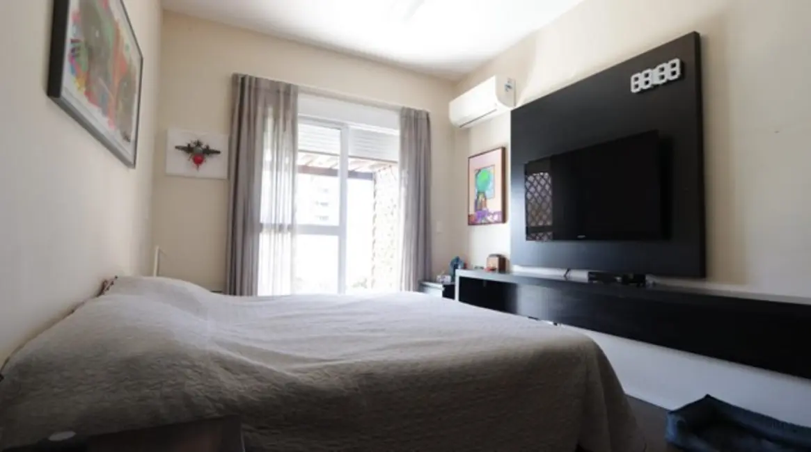 Apartamento com 4 quartos à venda e para alugar, 335m2 em Ponta da Praia, Santos - SP - imagem 8 Foto 8 de Apartamento com 4 quartos à venda e para alugar, 335m2 em Ponta da Praia, Santos - SP