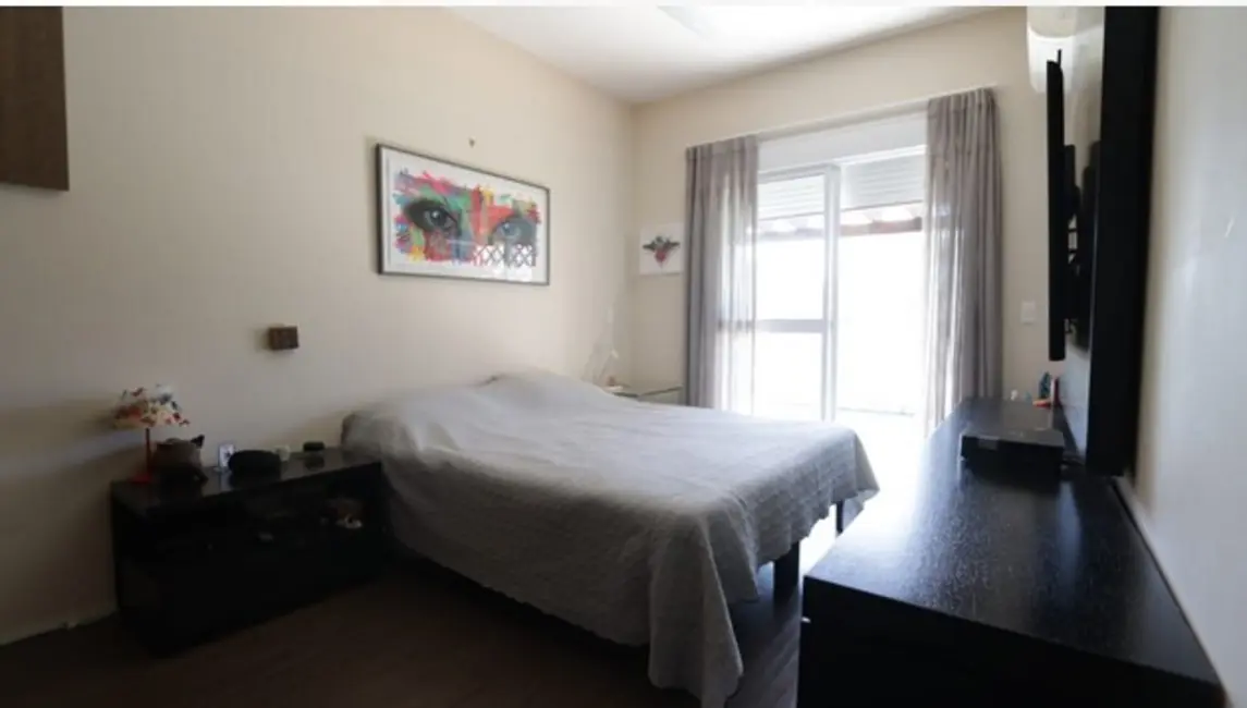 Apartamento com 4 quartos à venda e para alugar, 335m2 em Ponta da Praia, Santos - SP - imagem 7 Foto 7 de Apartamento com 4 quartos à venda e para alugar, 335m2 em Ponta da Praia, Santos - SP