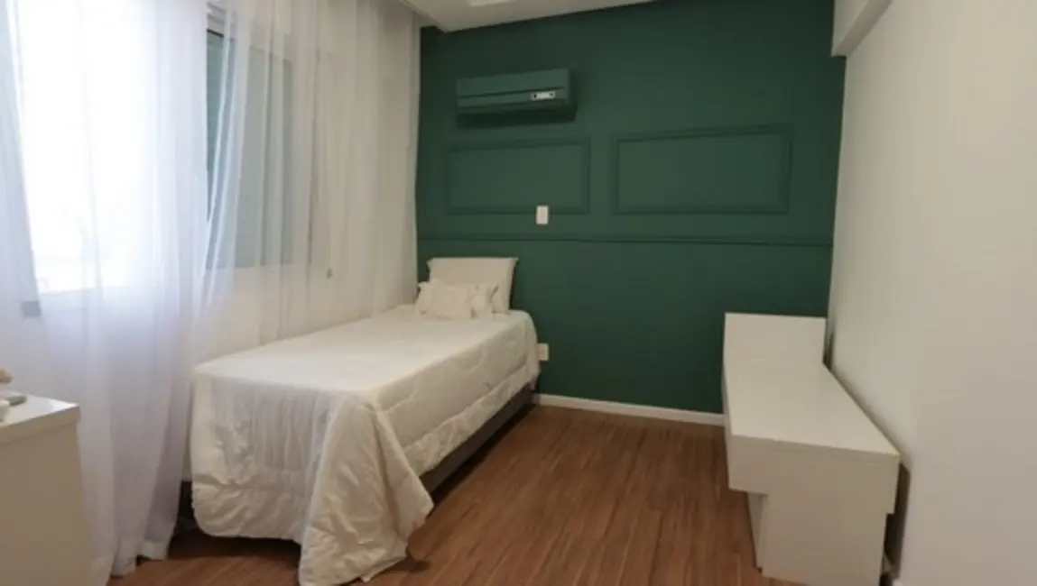 Foto 4 de Apartamento com 3 quartos à venda, 130m2 em Gonzaga, Santos - SP