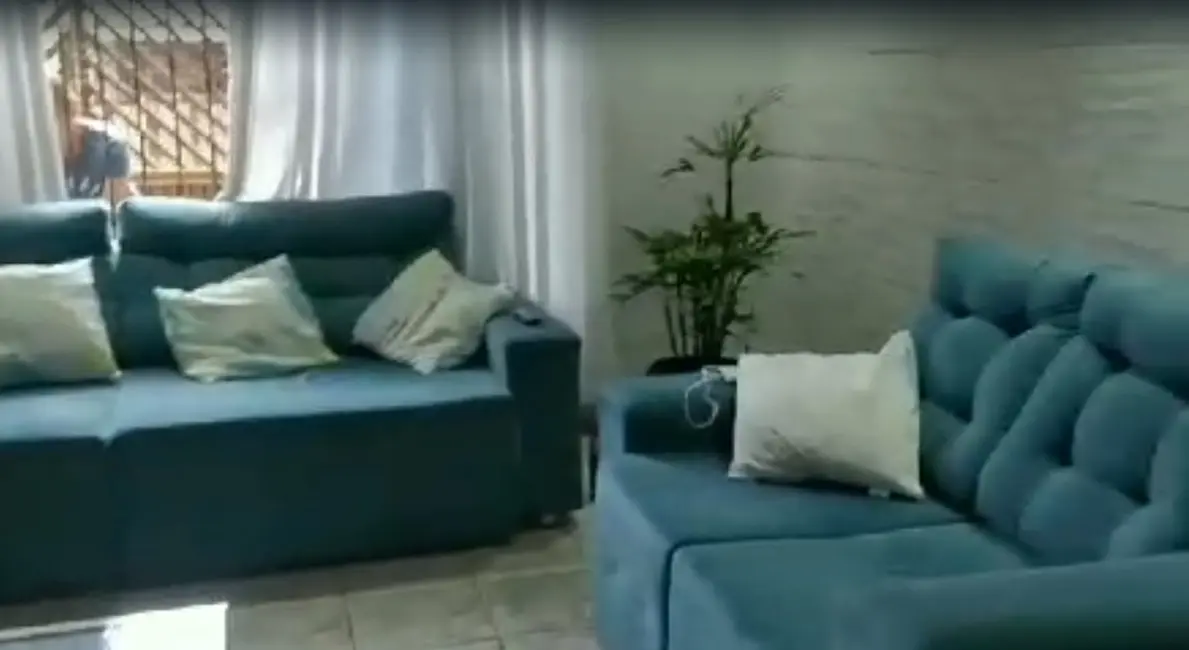 Foto 2 de Casa com 3 quartos à venda, 310m2 em Vila Nova, Cubatao - SP