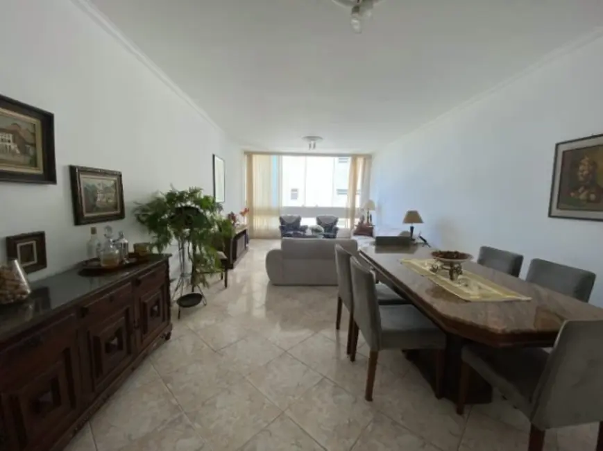 Apartamento com 3 quartos à venda, 212m2 em Boqueirão, Santos - SP - imagem 4 Foto 4 de Apartamento com 3 quartos à venda, 212m2 em Boqueirão, Santos - SP