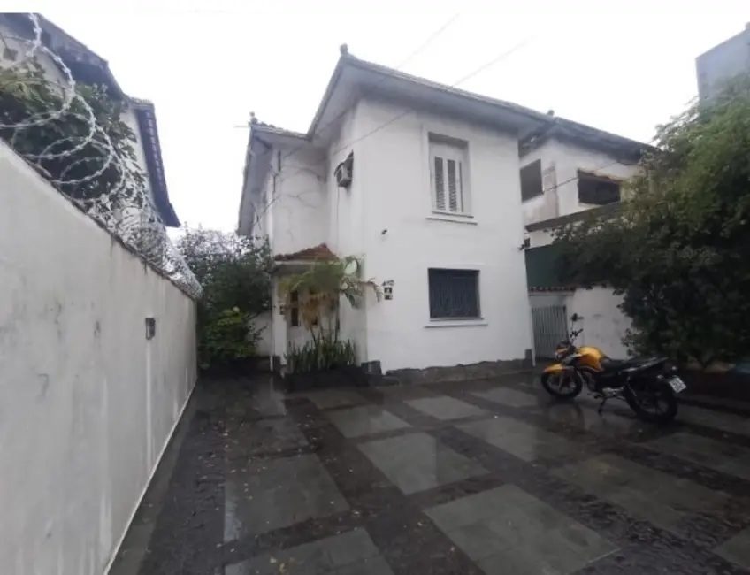 Foto 2 de Casa com 3 quartos à venda, 155m2 em Paquetá, Santos - SP