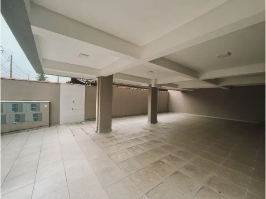 Foto 3 de Casa de Condomínio com 2 quartos à venda, 52m2 em Maracanã, Praia Grande - SP