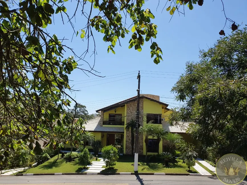 Chácara com 4 quartos à venda, 811m2 em Jardim Fazenda Rincão, Aruja - SP - imagem 4 Foto 4 de Chácara com 4 quartos à venda, 811m2 em Jardim Fazenda Rincão, Aruja - SP