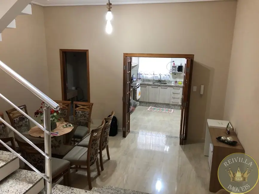 Foto 5 de Casa com 3 quartos à venda, 180m2 em Vila Ivone, São Paulo - SP