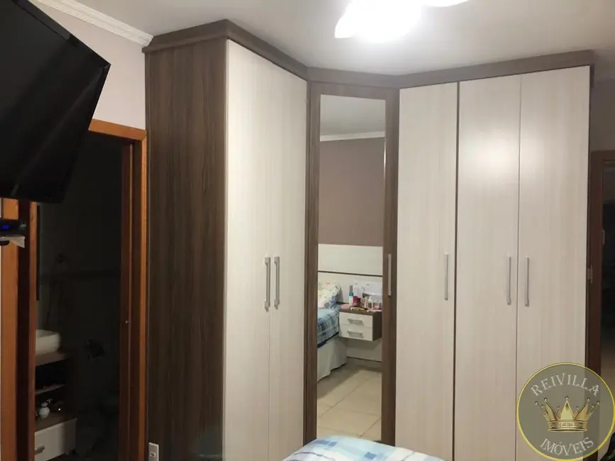 Foto 8 de Casa com 3 quartos à venda, 180m2 em Vila Ivone, São Paulo - SP