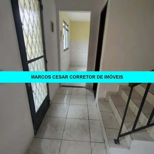 Foto 1 de Casa de Condomínio com 2 quartos para alugar, 104m2 em Marechal Hermes, Rio De Janeiro, RJ