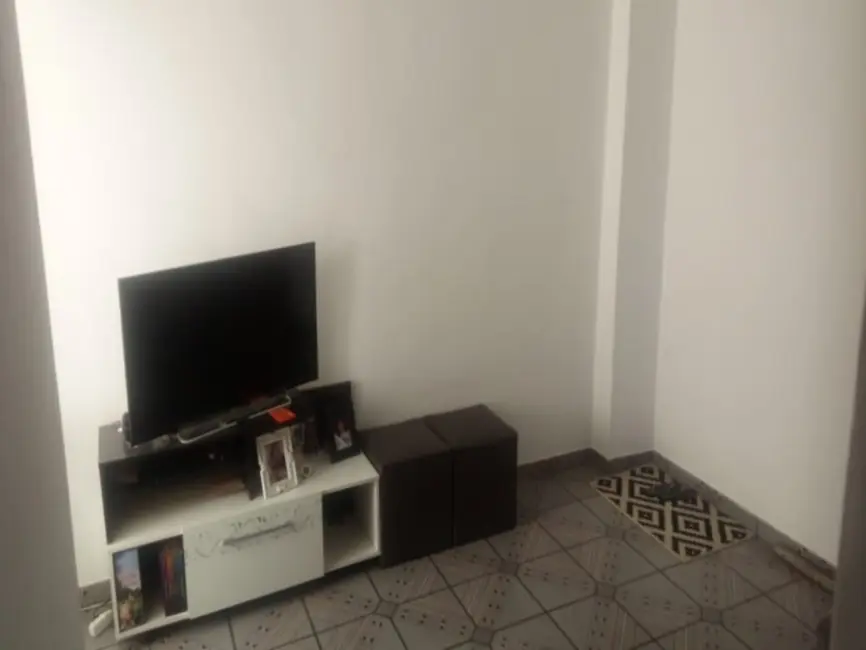 Foto 2 de Apartamento com 2 quartos à venda, 43m2 em Turiaçu, Rio De Janeiro - RJ