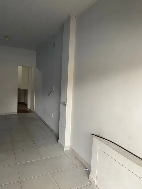 Armazém / Galpão para alugar, 40m2 em Realengo, Rio De Janeiro - RJ - imagem 8 Foto 8 de Armazém / Galpão para alugar, 40m2 em Realengo, Rio De Janeiro - RJ