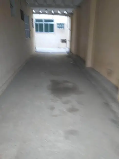 Casa com 2 quartos à venda, 65m2 em Marechal Hermes, Rio De Janeiro - RJ - imagem 9 Foto 9 de Casa com 2 quartos à venda, 65m2 em Marechal Hermes, Rio De Janeiro - RJ