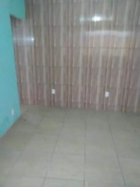 Casa com 2 quartos à venda, 65m2 em Marechal Hermes, Rio De Janeiro - RJ - imagem 4 Foto 4 de Casa com 2 quartos à venda, 65m2 em Marechal Hermes, Rio De Janeiro - RJ
