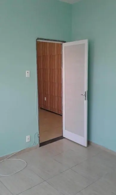 Casa com 2 quartos à venda, 65m2 em Marechal Hermes, Rio De Janeiro - RJ - imagem 5 Foto 5 de Casa com 2 quartos à venda, 65m2 em Marechal Hermes, Rio De Janeiro - RJ