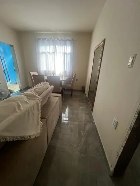 Foto 2 de Casa com 2 quartos à venda, 40m2 em Bangu, Rio De Janeiro - RJ