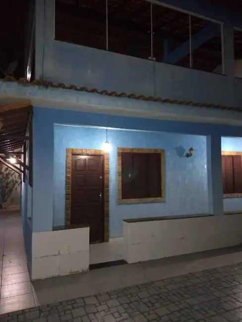 Foto 4 de Casa com 4 quartos à venda, 236m2 em Cabo Frio - RJ