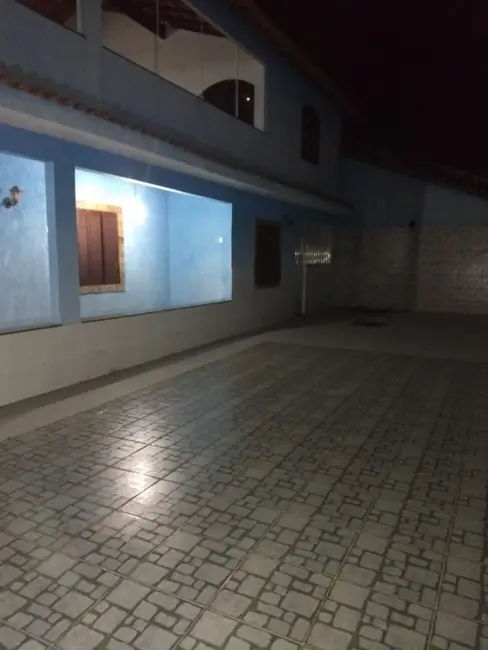 Foto 3 de Casa com 4 quartos à venda, 236m2 em Cabo Frio - RJ