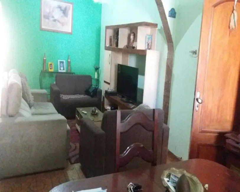 Casa com 3 quartos à venda, 120m2 em Marechal Hermes, Rio De Janeiro - RJ - imagem 8 Foto 8 de Casa com 3 quartos à venda, 120m2 em Marechal Hermes, Rio De Janeiro - RJ