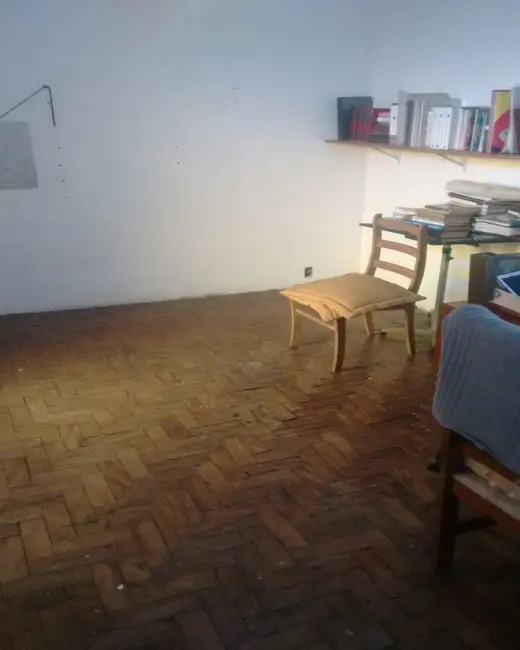 Casa com 4 quartos à venda, 160m2 em Vila Valqueire, Rio De Janeiro - RJ - imagem 6 Foto 6 de Casa com 4 quartos à venda, 160m2 em Vila Valqueire, Rio De Janeiro - RJ