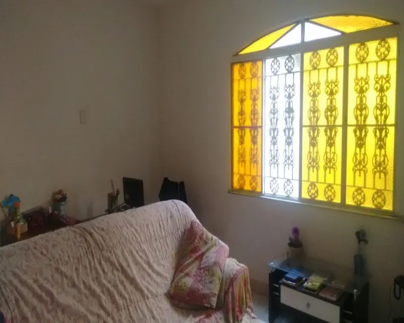 Casa com 4 quartos à venda, 160m2 em Vila Valqueire, Rio De Janeiro - RJ - imagem 4 Foto 4 de Casa com 4 quartos à venda, 160m2 em Vila Valqueire, Rio De Janeiro - RJ