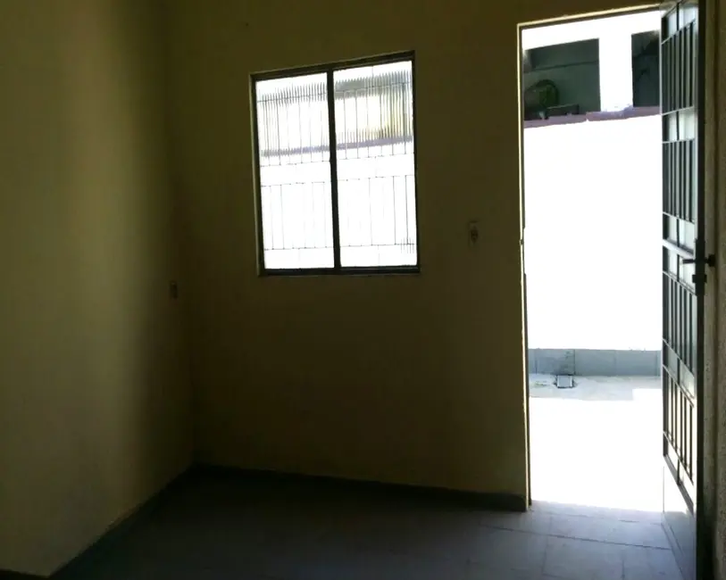 Foto 2 de Casa com 2 quartos à venda, 60m2 em Duque De Caxias - RJ