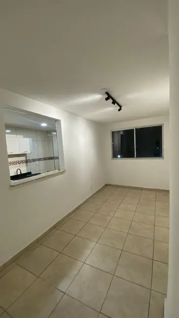Foto 2 de Apartamento com 2 quartos à venda, 53m2 em Bangu, Rio De Janeiro - RJ