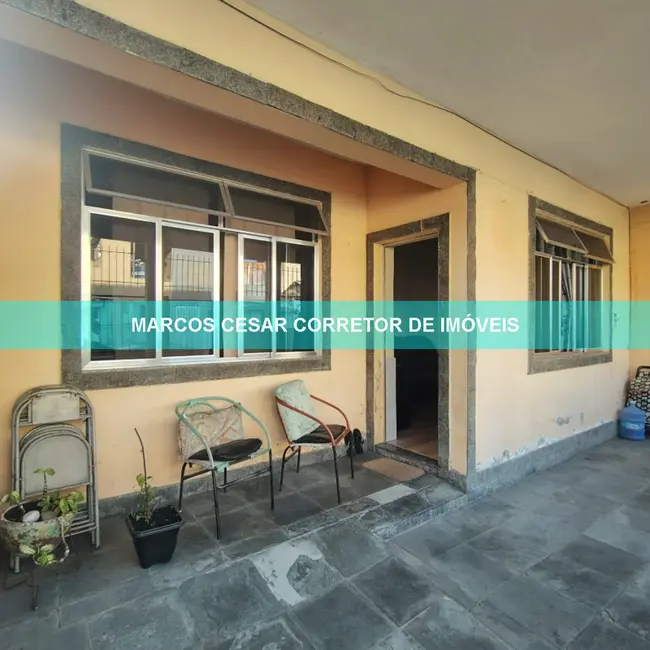 Foto 1 de Casa com 2 quartos à venda, 147m2 em Marechal Hermes, Rio De Janeiro - RJ
